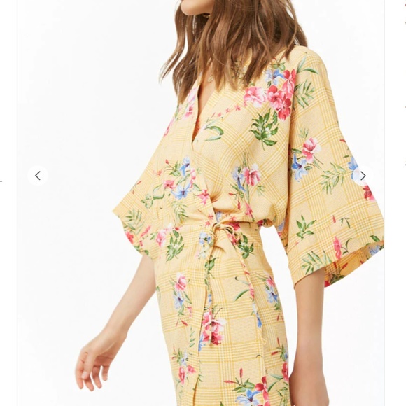 Forever 21 Dresses & Skirts - Lightweight Floral Glen Plaid Kimono Mini Dress